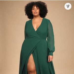 Lulu’s green long sleeve dress